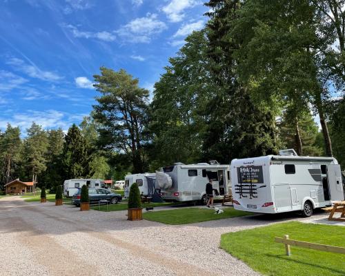 Camping and parking for caravans and motor homes in Gävle and Gästrikland - Hedesunda camping