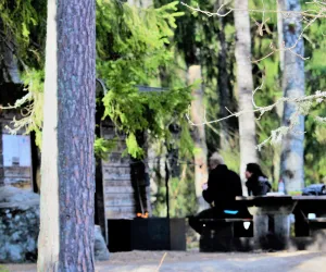 grillplats_sevedskvarn_MagnusPamp Grillplats utomhus i skogen