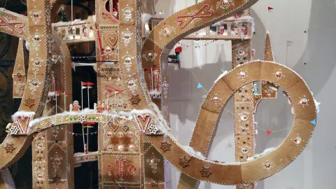 Ett pepparkakshus stort som en människa